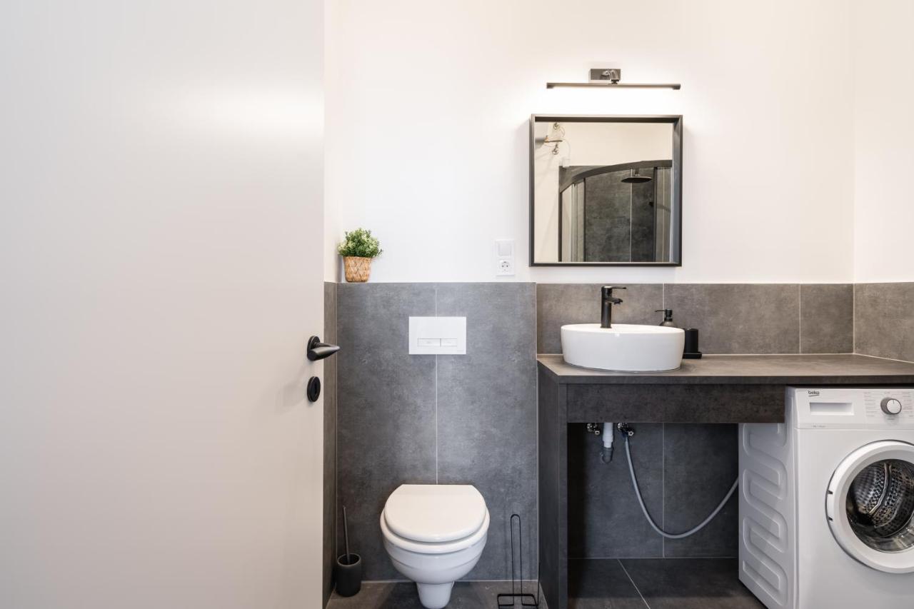 A62 - Akacfa Street Central Residence - Best Location By Bqa Βουδαπέστη Εξωτερικό φωτογραφία